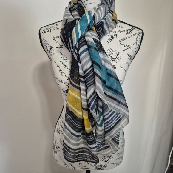 3/$25 scarf / wrap - Picture 6 of 11